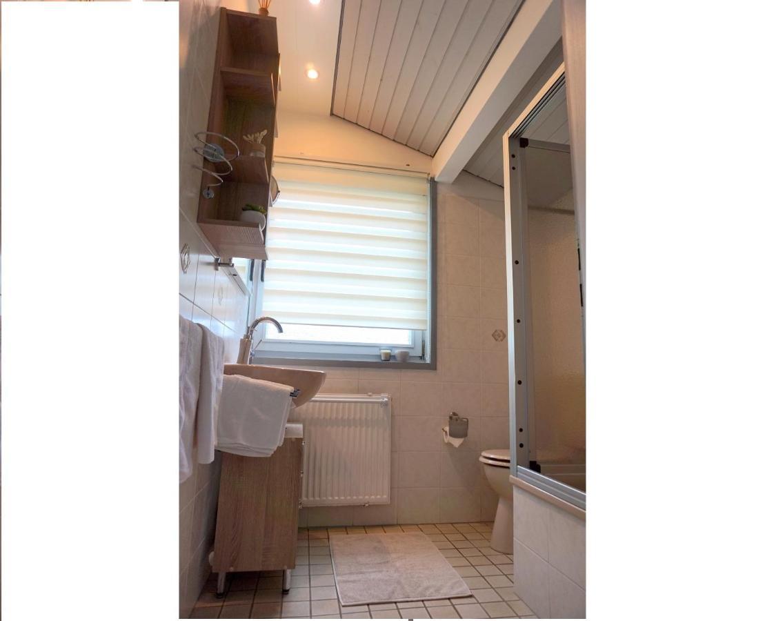 Ferienhaus Hennesee 메체데 외부 사진
