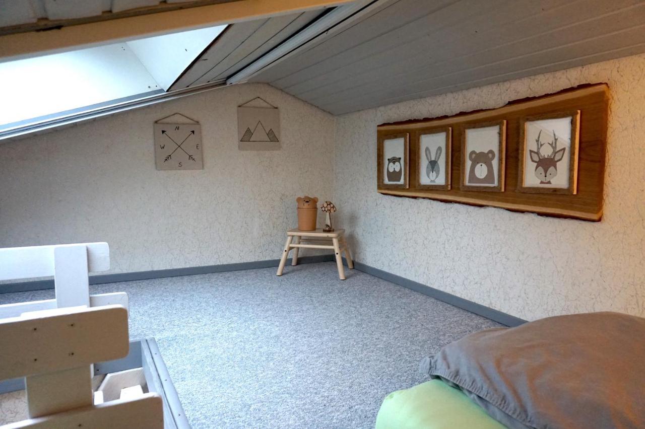 Ferienhaus Hennesee 메체데 외부 사진