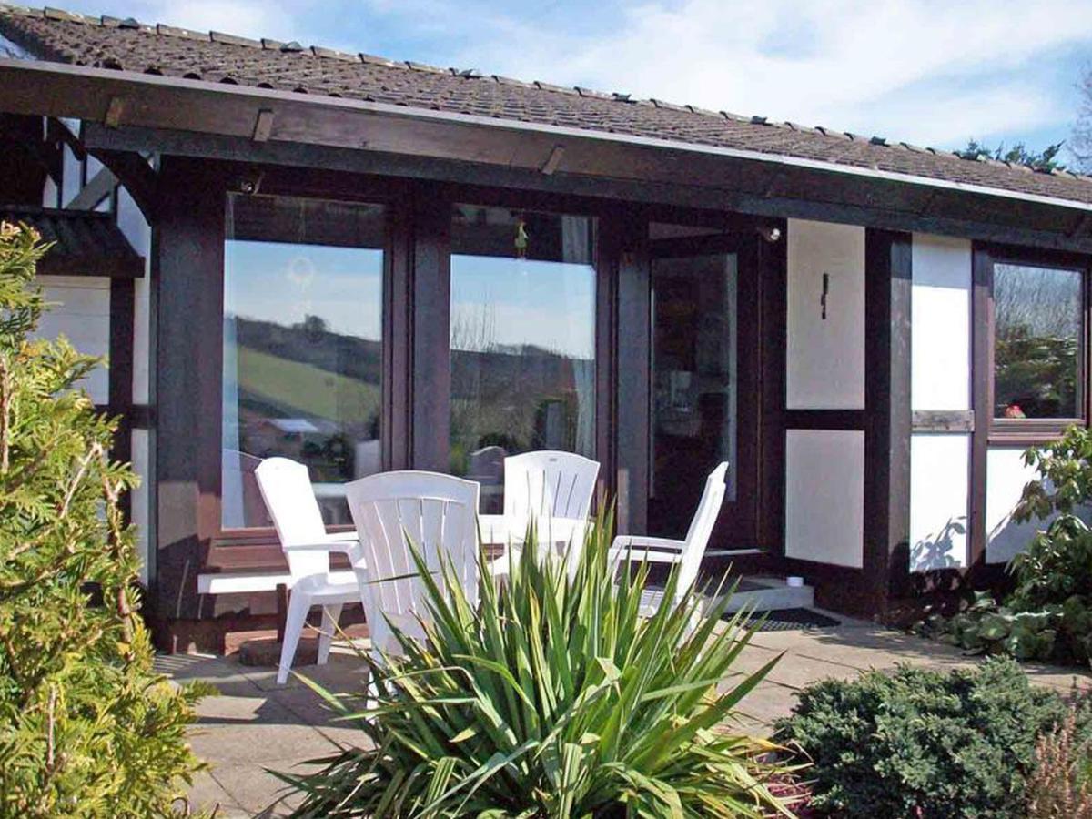 Ferienhaus Hennesee 메체데 외부 사진